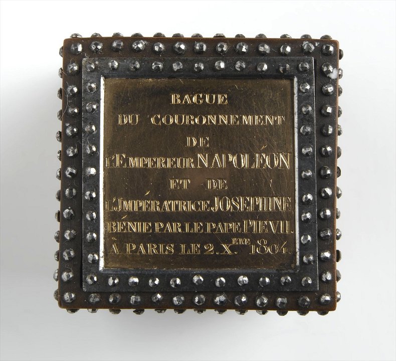 Bague du couronnement de Josephine 4