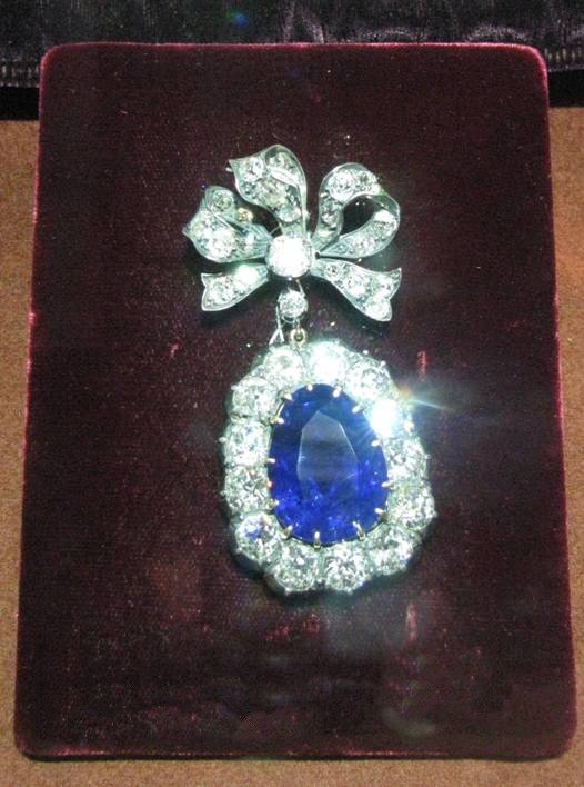 Broche Josephine