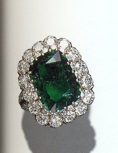 Bague Van-Cleef avec emeraude de Marie-Louise