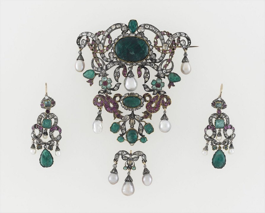 Demi-parure emeraudes - Compiegne