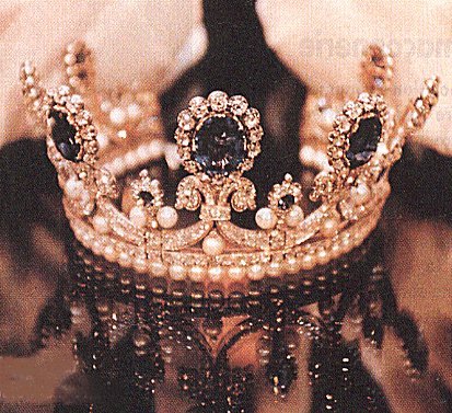 Parure de Marie-Amelie 2 - peigne-couronne 3