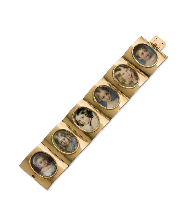 Bracelet portraits 1