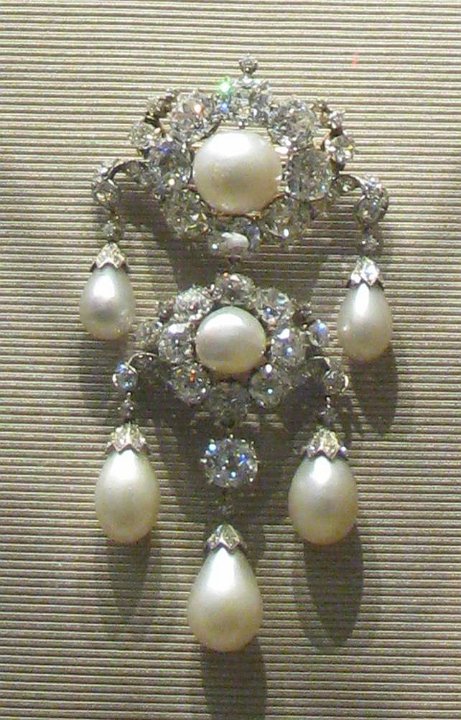 Parure de Perles - Broche