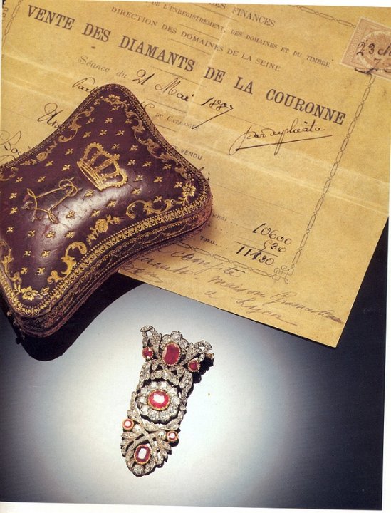 Broche Bapst 2