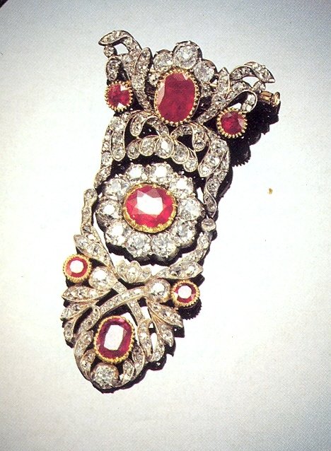 Broche Bapst