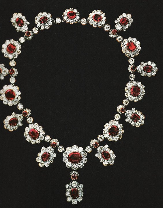 Collier 2