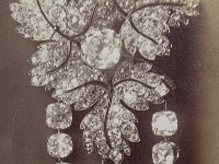 Parure feuilles de groseilliers broche 2.jpg