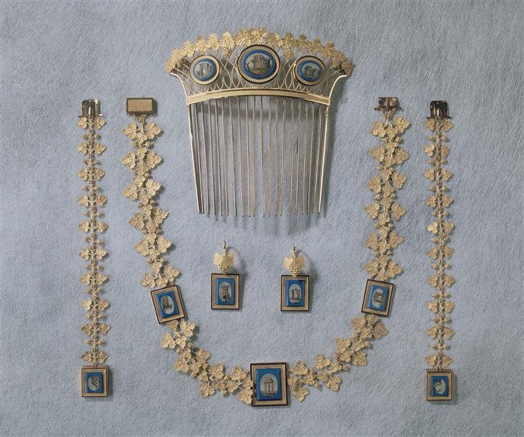 Parure or et mosaiques de Marie-Louise-2